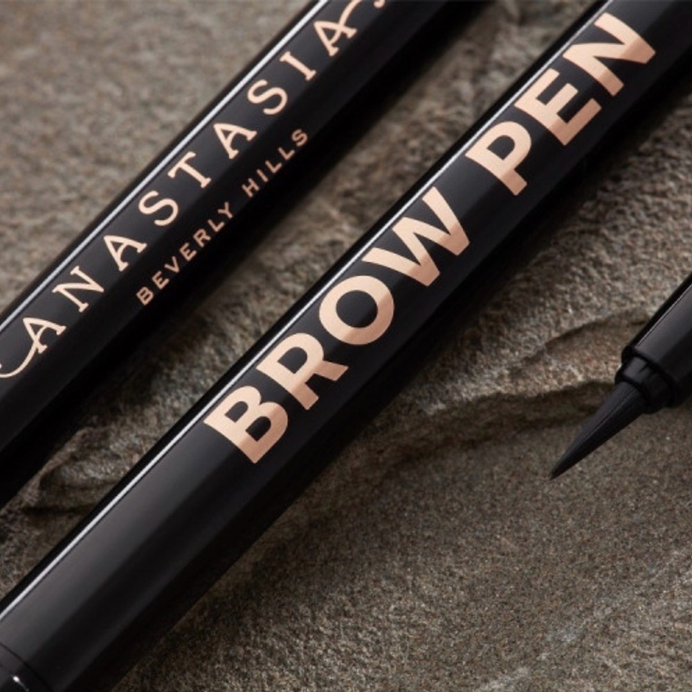 Set of 3 ABH Brow Products. Brow Freeze, Brow Pen & Brow Definer. - Picture 2 of 15